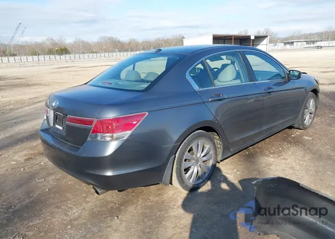 2011 Honda Accord 2.4 Ex-L z USA, uszkodzony, nr VIN 1HGCP2F86BA021497
